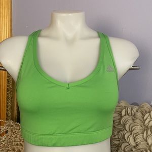 Adidas sports bra size M